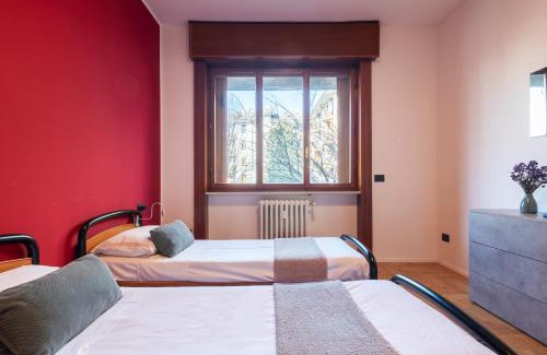 Villapizzone Apartment | Family-Friendly Frassini Flexyrent Apartment with Aircon
