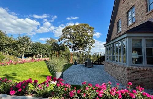 Midlum House | Family-Friendly Getaway at Fred auf Föhr - 4-Star Comfort