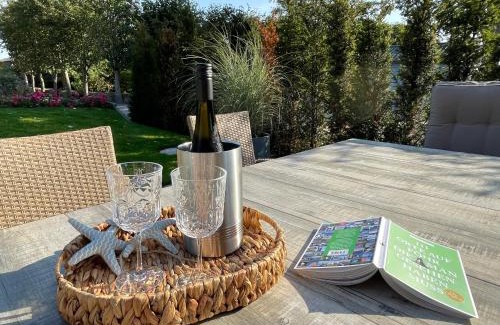 Midlum House | Family-Friendly Getaway at Fred auf Föhr - 4-Star Comfort