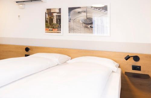 Center Hotel | Pet-Friendly Fred Hotel Zürich Hauptbahnhof: Rated 8.6/10