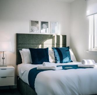 Sunderland House | Family-Friendly Getaway at Freda House By Horizon Stays