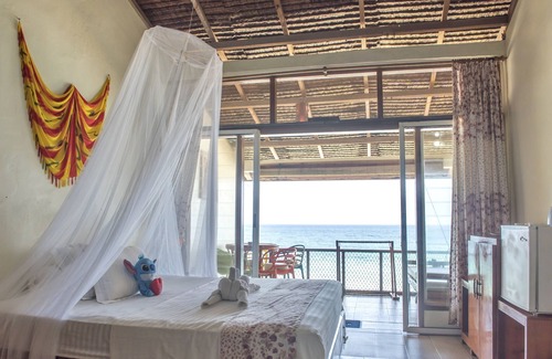 Sabang Hotel | Exceptional Freddies Santai Sumurtiga with Ocean Views