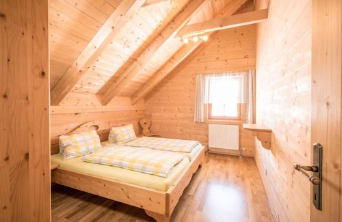 Mitterberg-Sankt Martin House | Experience Fredis Hütte: Pet-Friendly Retreat with Spa