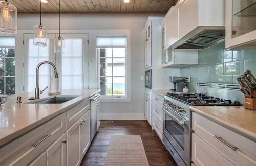 Vinita House | Free 1day PWC Rental w/ Weekday Stay. 1/2 price additional PWC Rental