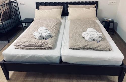 Bad Urach Apartment | Budget-Friendly Apartment in Ermstal - Child Friendly