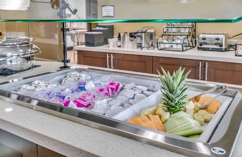 Lubbock Condo | Enjoy Free Breakfast Near Texas Tech University