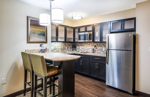 Altoona Condo | Top-Rated Hotel with Free Breakfast and Indoor Pool