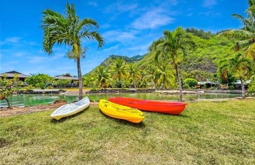 Tiahura House | Free canoës King Bed - Fare Mihiau
