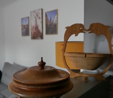Historic Center Apartment | Family-Friendly Delicia 4 Studio - Ideal for Your Getaway