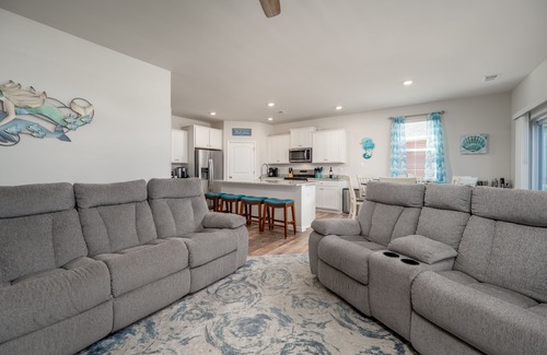 Millville House | Unwind at Calm Water Retreat with Pool & Ocean Views