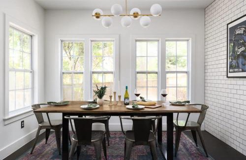 Central East Austin House | Discover Family-Friendly Comfort at Red Door by Portoro