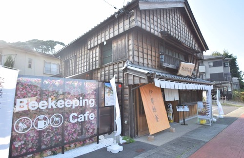 Ise Apartment | Convenient Hotel with Free Parking & 9/10 Guest Rating