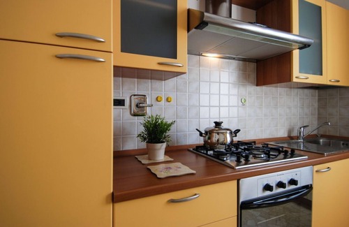 Santo Stefano Apartment | Convenient Parking and Family-Friendly Amenities Await