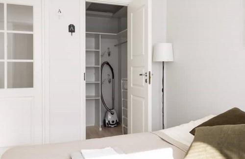 Kallio Apartment | Convenient Stays in KALLIO with Free Parking & Netflix