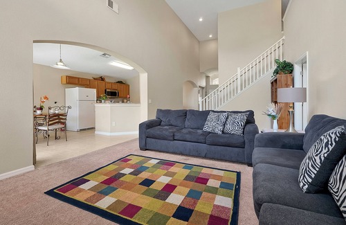Solana House | Relaxing 5 Bedroom Retreat with Private Pool & Spa Access