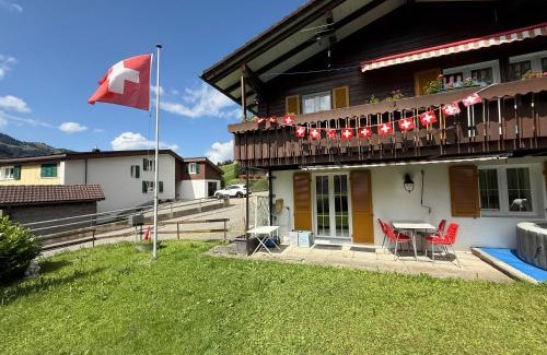 Fluehli Apartment | Child-Friendly Retreat: Free Spirit Chalet Awaits You