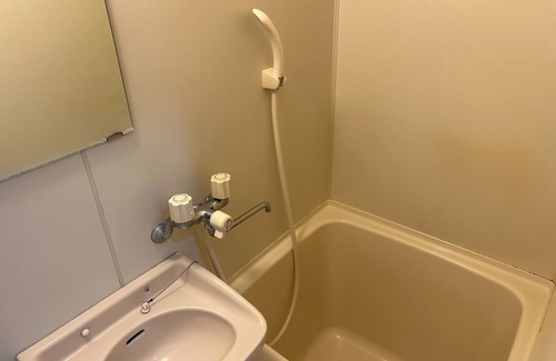 Sawara-ku Apartment | Convenient Stay with Free WiFi Near Hakata and Tenjin