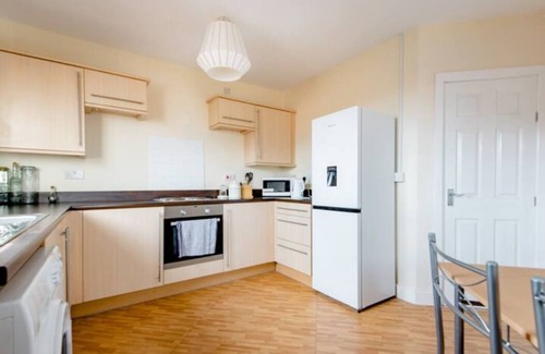 Sheffield Apartment | Family-Friendly Freedom Villa: 10 Min to City Centre!