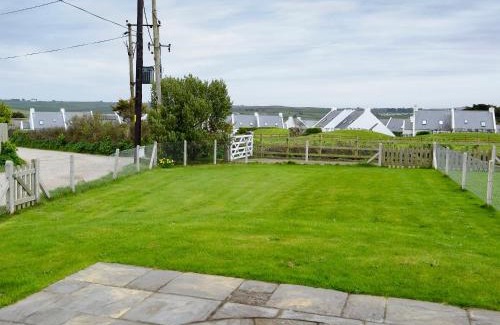 Trebetherick House | Discover Freefolk Cottage: Child-Friendly 4-Star Retreat