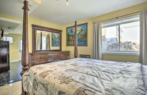 Freeport's Nautical Mile House | Cozy Freeport Guesthouse - Steps from Nautical Mile Awaits!