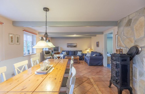 Emmelsbuell-Horsbuell House | Unforgettable Stays at Freesenhuus Althorsbüll - 5 Star Rated