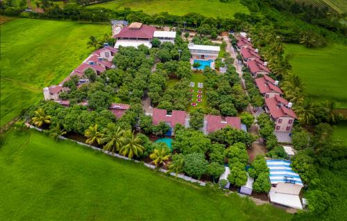 Nashik Resort | Relax at Freesia Resort by Express Inn with Ocean Views