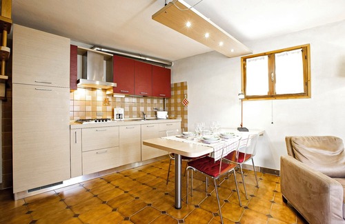Piancassone House | Unique 3-Bedroom Rustico with Panoramic Sun Terrace