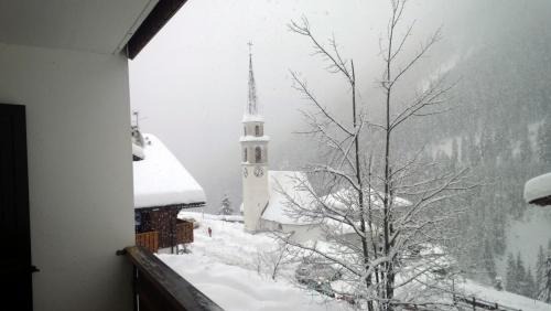 Livinallongo del Col di Lana Apartment | Discover Freetime PinkAlps: Pet & Child-Friendly Retreat