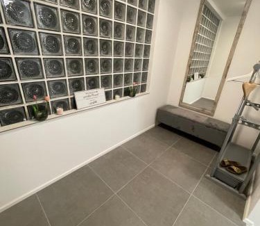 Bad Gleichenberg Apartment | Freiblick 1 Bad Glbg: Cozy Retreat with Hot Tub & Garden