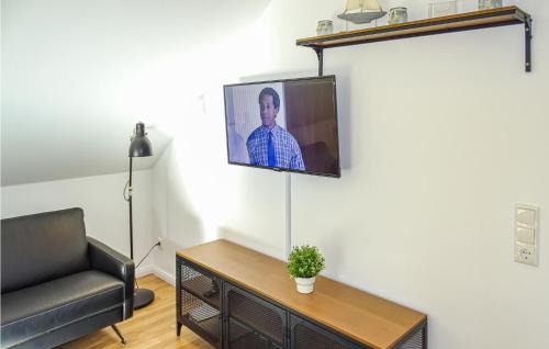Warin Apartment | Freiheit: Family-Friendly Escape with Great Reviews