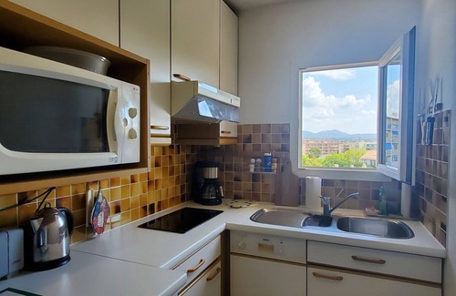 Frejus Plage Apartment | Frejus Plage: Poolside Retreat with Balcony, Steps from Beach