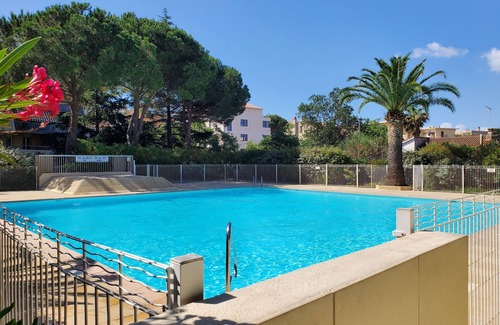 Frejus Plage Apartment | Unforgettable MIOUGRANO Studio with Pool & Ocean View