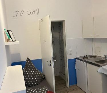 Hueckelhoven House | Cozy Room with Bath & Mini Kitchen for Your Getaway