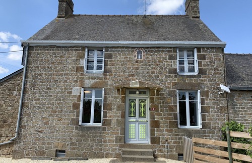 Herce House | Charming French Country House with Pool for Your Holiday