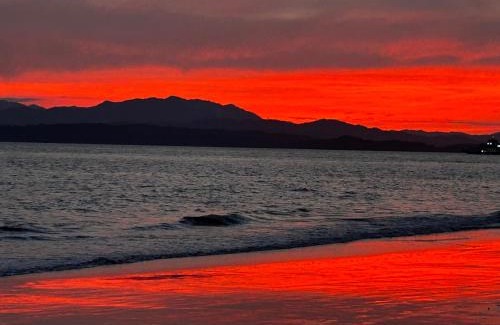 Puntarenas House | Oceanfront Loft with Private Beach and Top Guest Ratings