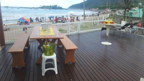 Armacao Hotel | Oceanfront Escape at Pousada Frente Mar - Rated 9/10!