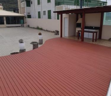 Armacao Hotel | Oceanfront Escape at Pousada Frente Mar - Rated 9/10!