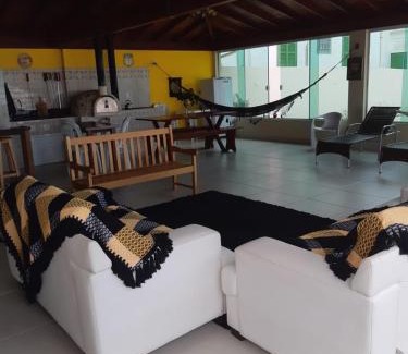 Armacao Hotel | Oceanfront Escape at Pousada Frente Mar - Rated 9/10!