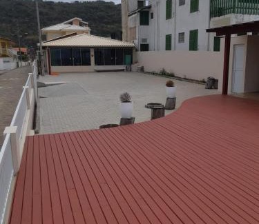 Armacao Hotel | Oceanfront Escape at Pousada Frente Mar - Rated 9/10!