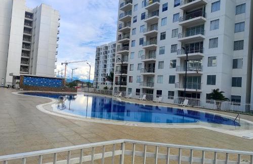 Girardot Apartment | Cozy Oceanfront Apartment in Aqualina Orange Girardot