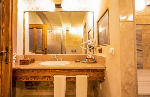 Urgup Hotel | Fresco Cave Suites & Mansions - 4-Star Guest Favorite Escape