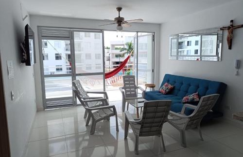 Girardot Apartment | Cozy Oceanfront Apartment in Aqualina Orange Girardot