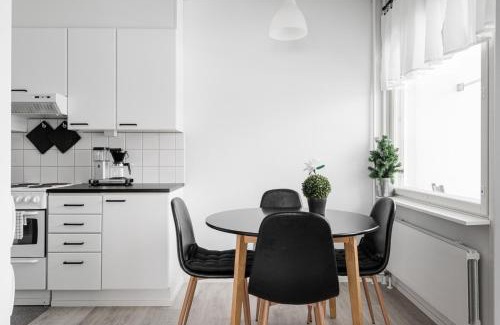 Pori Apartment | Modern 2BR Apartment with Pool & Free Parking