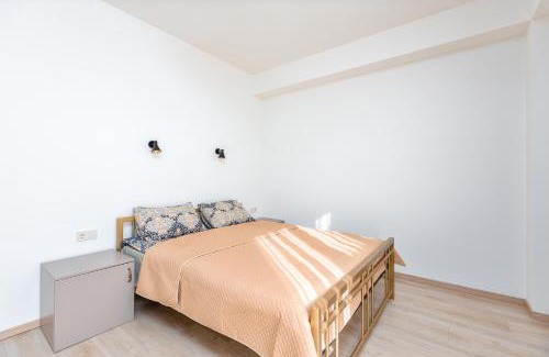 Tbilisi Apartment | Inviting Escape with Fresh Air & Panoramic Views