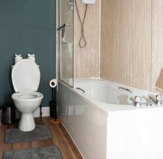 Letham Grange Apartment | Fresh and spacious 3 bedroom home