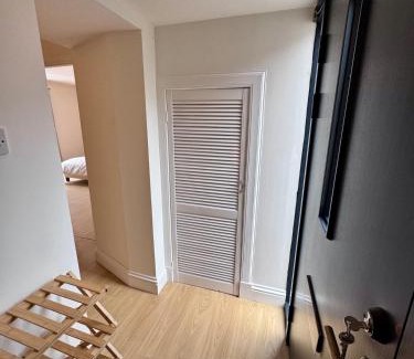 Letham Grange Apartment | Fresh and spacious 3 bedroom home