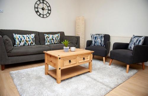 Letham Grange Apartment | Fresh and spacious 3 bedroom home