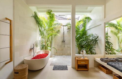 Nakula Villa | Stylish 3-Bed Villa with Pool in Seminyak - Rated 9.8