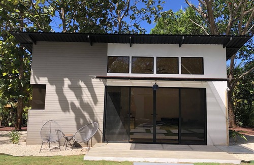 Junquillal Apartment | Cozy Apartment with Pool View and Mini Fridge Access