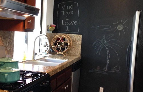 Palm Desert Condo | Modern Poolside Retreat with Tennis in South Palm Desert
